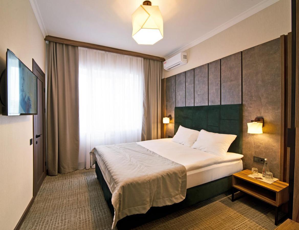 Hotel Байків à Baykovtsy Extérieur photo
