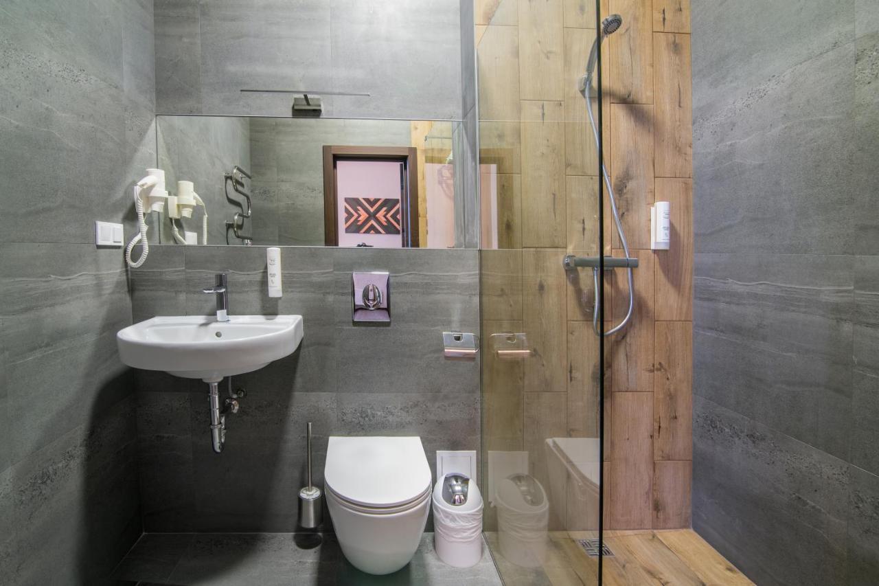 Hotel Байків à Baykovtsy Extérieur photo