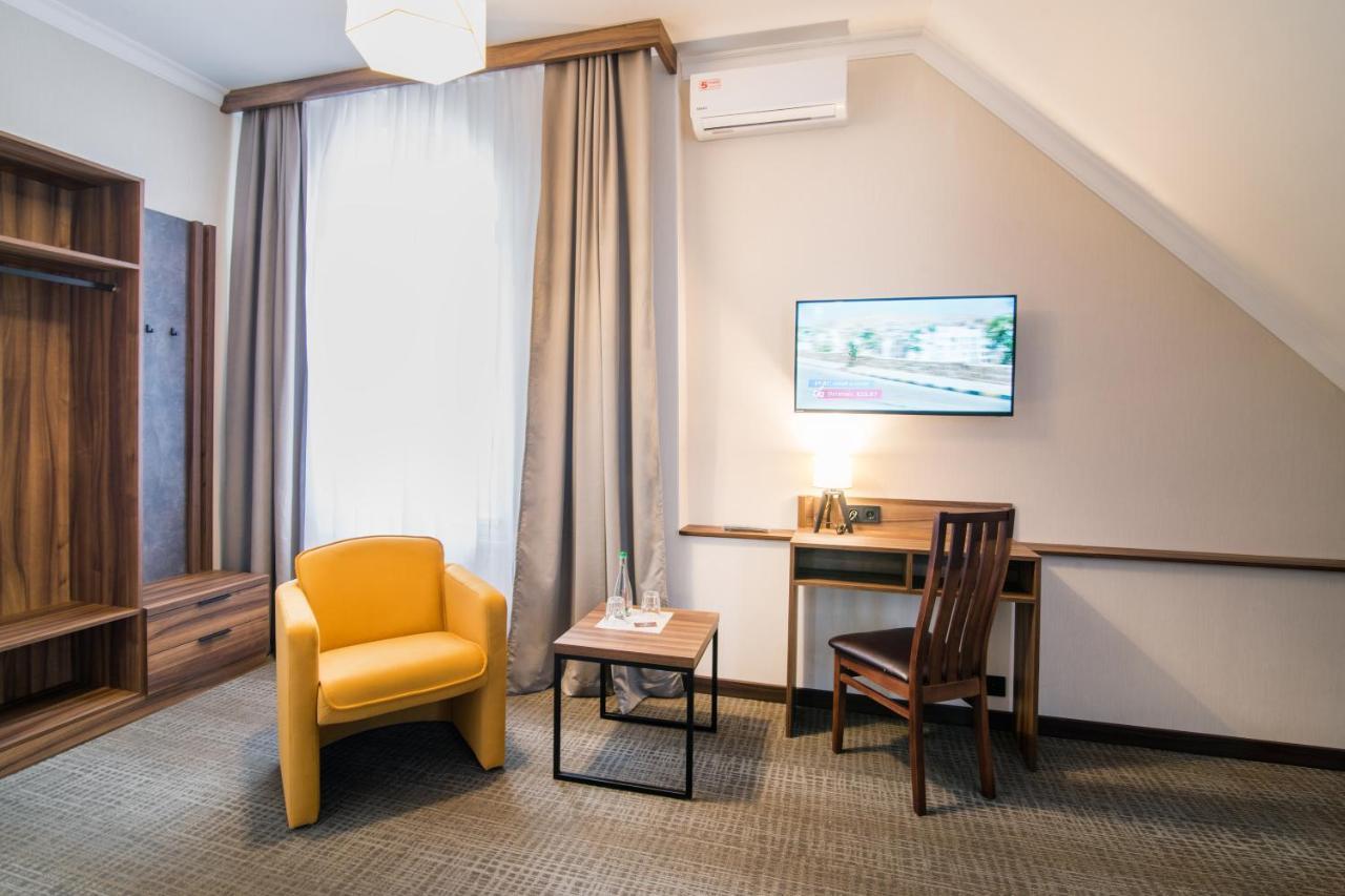 Hotel Байків à Baykovtsy Extérieur photo
